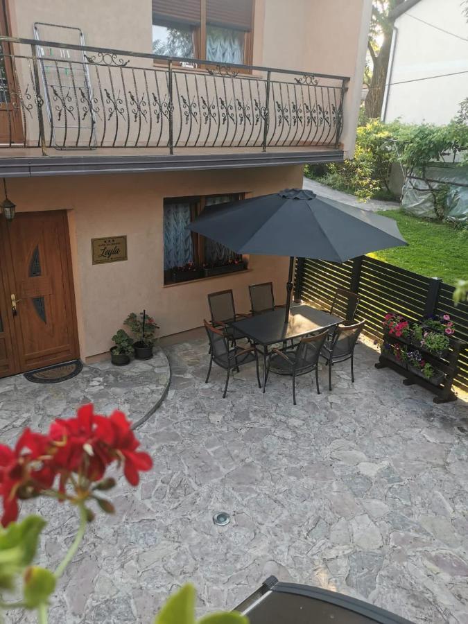 Отель House Leyla Бихач Экстерьер фото